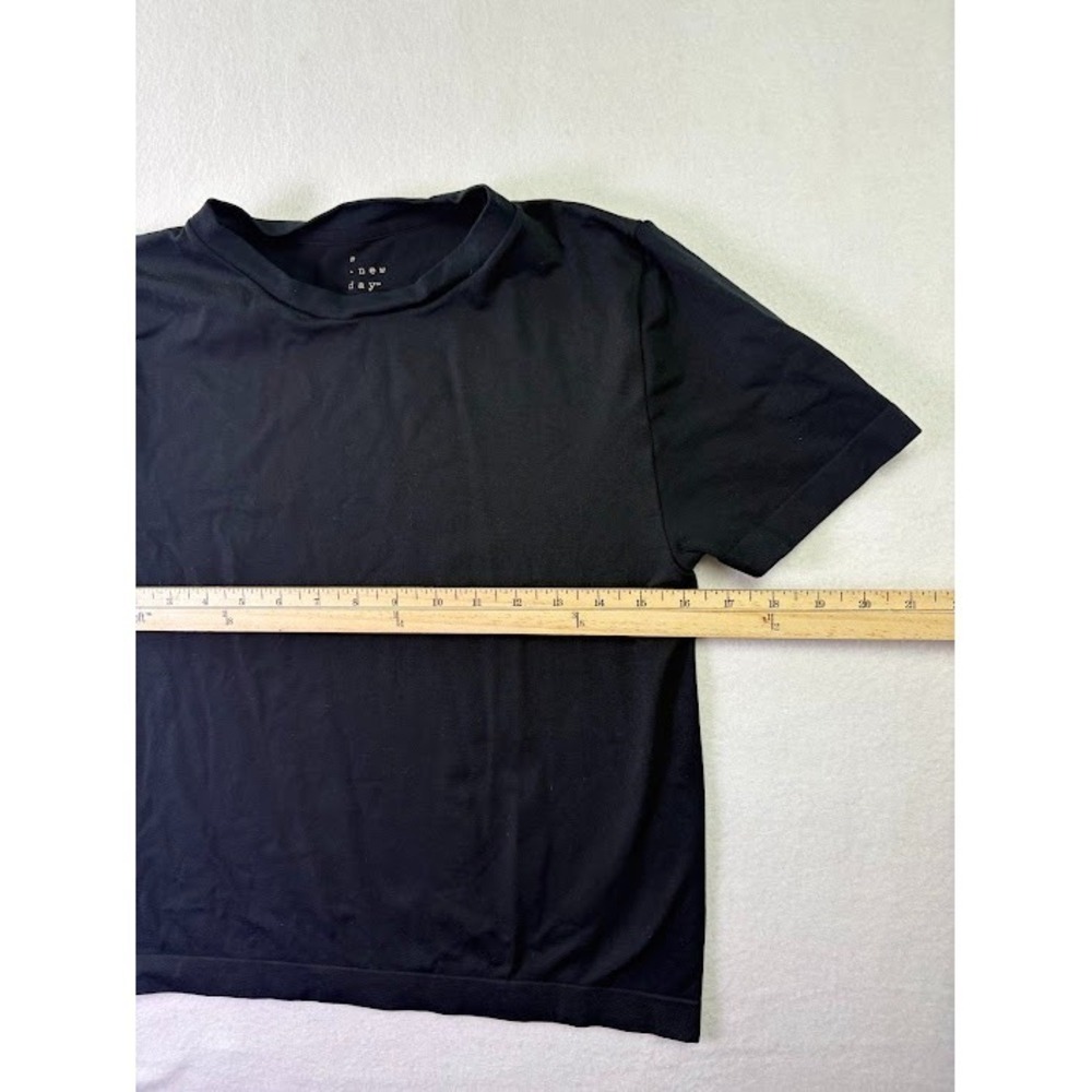 A New‎ Day Women's Athletic Top Black Size XL Short Sleeve Nylon/Spandex - Picture 4 of 6